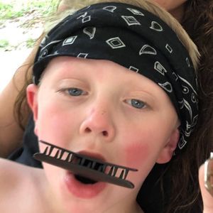 Meet your Posher, Kayc